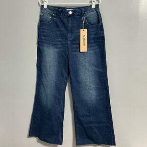 Genleck Women's Blue cropped Jeans with frayed hem NWT size 14